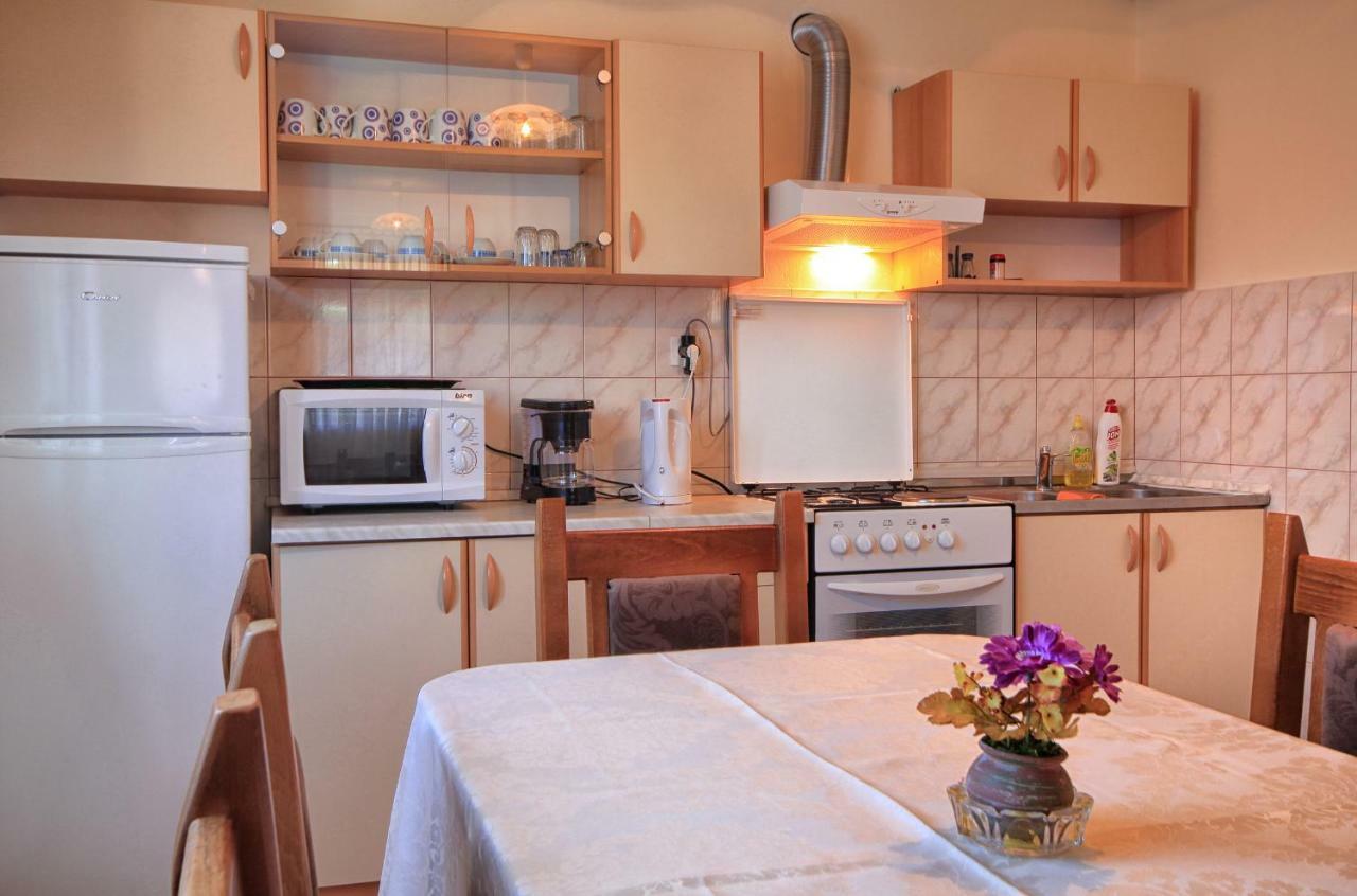 Apartments Sabljak Rakovica Exterior foto